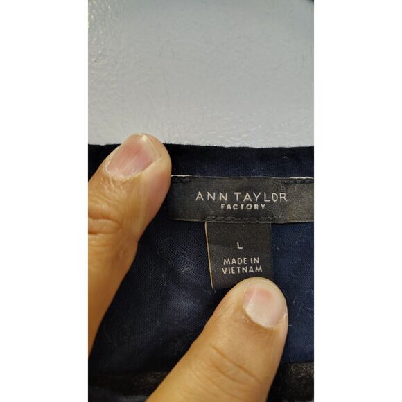 Ann Taylor Factory Women's Large Navy Blue Tie Short Sleeve T-Shirt - Picture 3 of 6